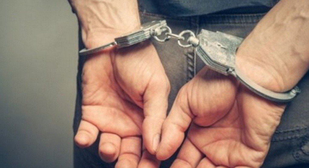 Θεσσαλονίκη: Σύλληψη φυγόποινου που είχε καταδικαστεί σε πολυετή κάθειρξη για σεξουαλική κακοποίηση των δύο ανήλικων θυγατέρων του 
