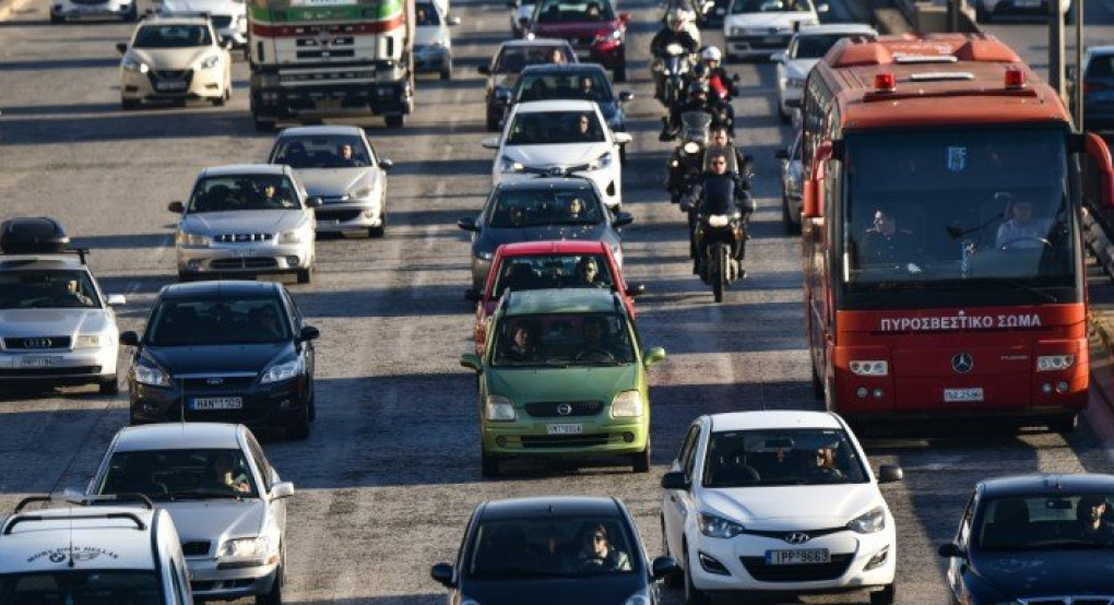 Απεργία στα ΜΜΜ: Χάος στους δρόμους -Κυκλοφοριακό κομφούζιο στο κέντρο της Αθήνας 