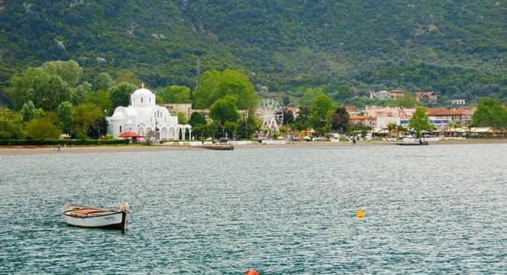 Ψαράς εντόπισε οβίδα στη θάλασσα - Έρχονται βατραχάνθρωποι να την ανασύρουν