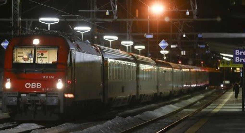 Οι αυστριακοί σιδηρόδρομοι ανακοίνωσαν την διακοπή της κυκλοφορίας των τρένων από και προς την Ιταλία