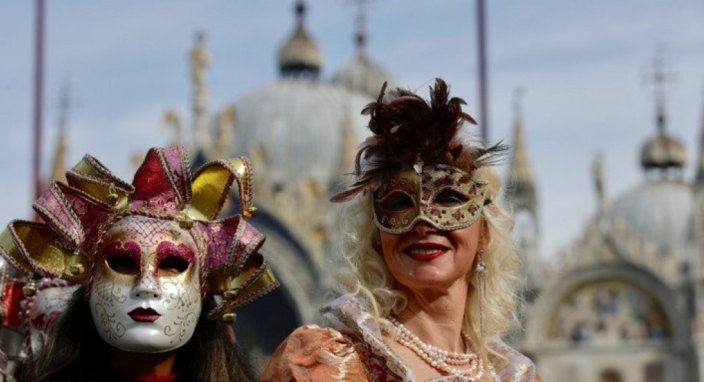Σταματά το καρναβάλι της Βενετίας -Σε καραντίνα 12 ιταλικές πόλεις 