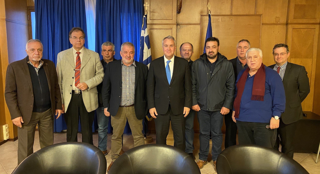 Ο ΥπΑΑΤ Μάκης Βορίδης δίνει σάρκα και οστά στην Εθνική Διεπαγγελματική Οργάνωση Φέτας 