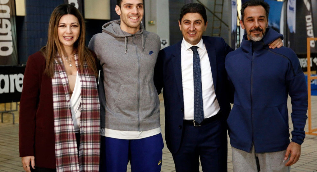 Στο πρόγραμμα εκμάθησης κολύμβησης για Δημοτικά σχολεία ο Υφυπουργός Αθλητισμού, η Υφυπουργός Παιδείας και ο γγΑ