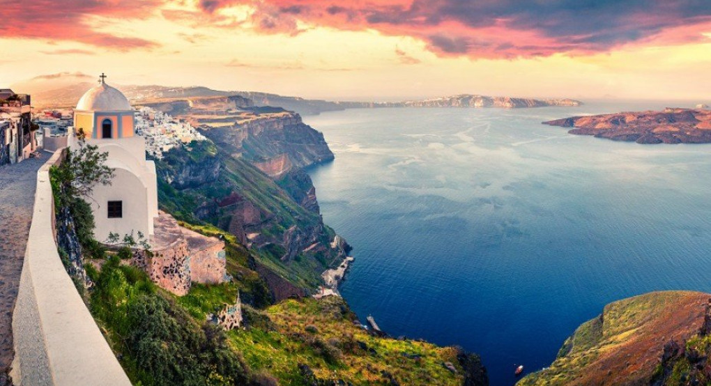 Το Ηφαίστειο Σαντορίνης «βρυχάται»: Το Σχέδιο της Πολιτικής Προστασίας για τυχόν ενεργοποίηση  