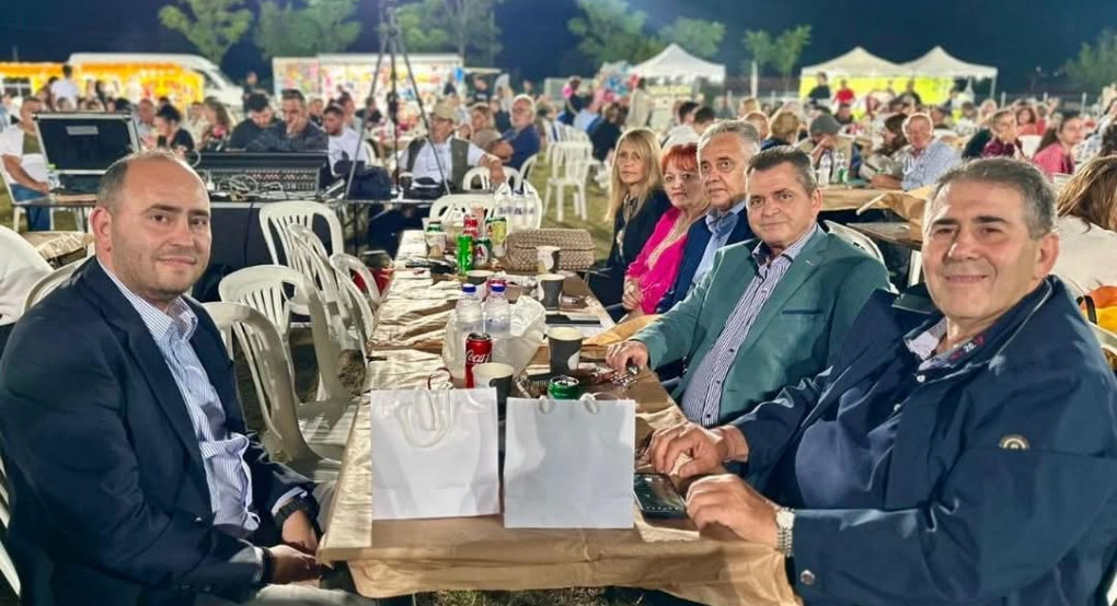 Εκδήλωση του Αθλητικού Εκπολιτιστικού Συλλόγου «Αριστοτέλης» στο Λουτροχώρι Πέλλας Εκδήλωση του Αθλητικού Εκπολιτιστικού Συλλόγου «Αριστοτέλης» στο Λουτροχώρι Πέλλας