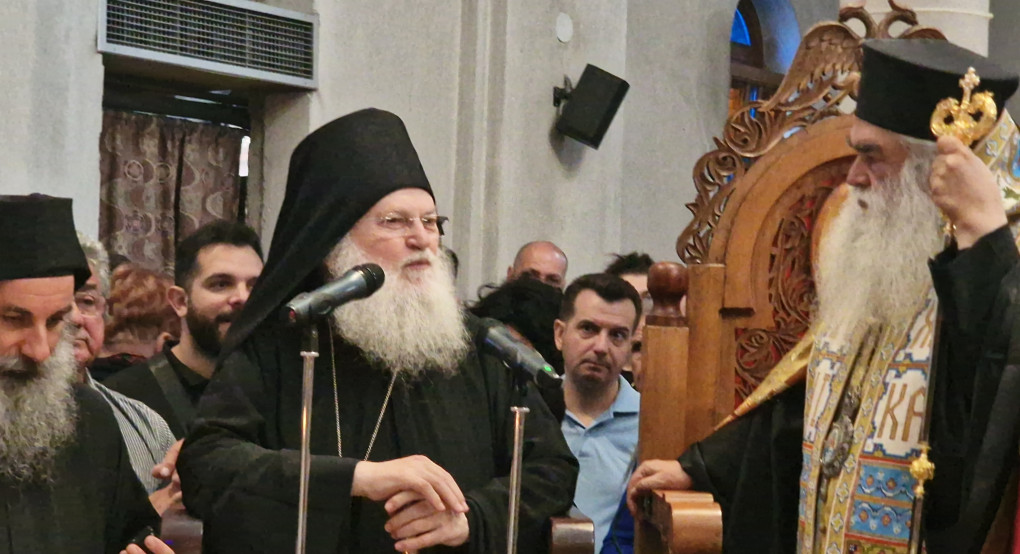 Ο Γέροντας Εφραίμ Βατοπαιδινός: Η Παναγία είναι Μητέρα των Μοναχών και Ευλογία για Όλους Ο Γέροντας Εφραίμ Βατοπαιδινός: Η Παναγία είναι Μητέρα των Μοναχών και Ευλογία για Όλους