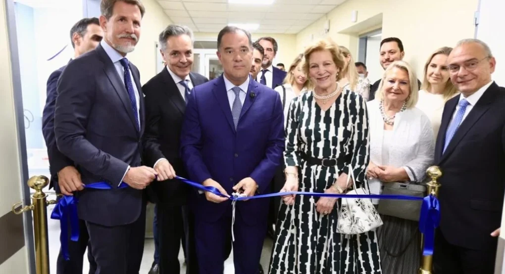 Οικογένεια Ντε Γκρες: Γιατί βρέθηκαν στον Ευαγγελισμό - Παρούσα και η Χρυσή Βαρδινογιάννη Οικογένεια Ντε Γκρες: Γιατί βρέθηκαν στον Ευαγγελισμό - Παρούσα και η Χρυσή Βαρδινογιάννη