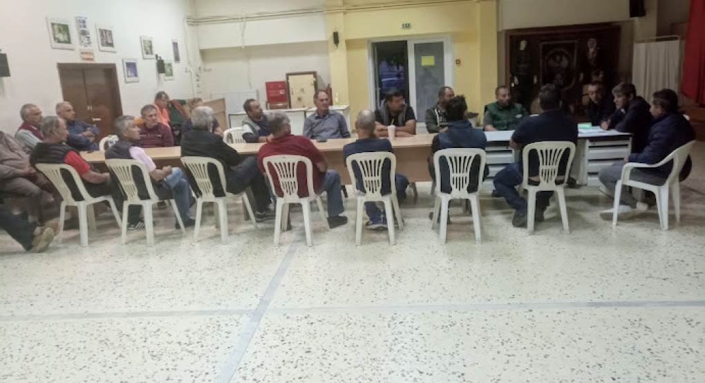 Σύσκεψη Αγροτικών Συλλόγων στο Μακροχώρι Ημαθίας: Αιτήματα και προετοιμασία για κινητοποιήσεις Σύσκεψη Αγροτικών Συλλόγων στο Μακροχώρι Ημαθίας: Αιτήματα και προετοιμασία για κινητοποιήσεις