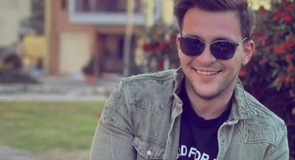 Λευκάδα: Βίντεο με τις τελευταίες στιγμές του 30χρονου που πνίγηκε – «Μην κουράζεσαι, να είσαι ήρεμος» του φώναζαν Λευκάδα: Βίντεο με τις τελευταίες στιγμές του 30χρονου που πνίγηκε – «Μην κουράζεσαι, να είσαι ήρεμος» του φώναζαν