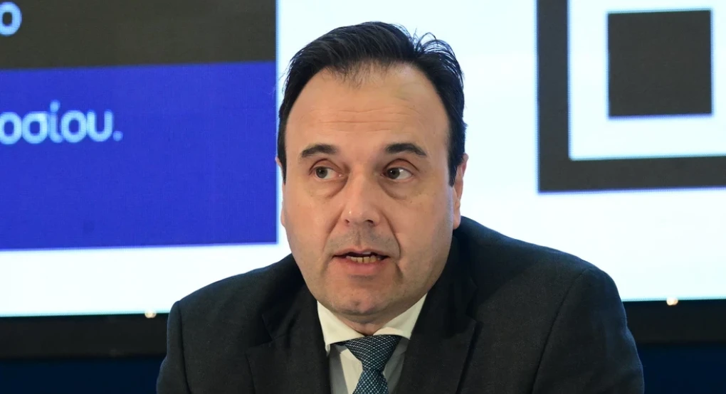 Τέλος οι μπλε ταυτότητες: Έρχεται ο προσωπικός αριθμός για όλες τις συναλλαγές