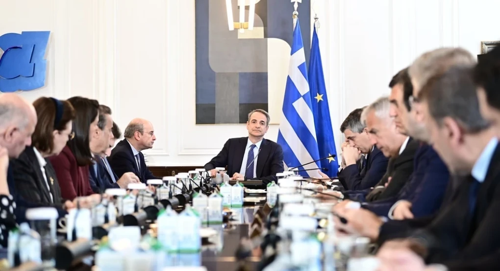 Διαξιφισμοί κυβέρνησης και αντιπολίτευσης σε πολλά μέτωπα – Αντιπαράθεση για Γάζα, ελληνοτουρκικά και ΟΠΕΚΕΠΕ Διαξιφισμοί κυβέρνησης και αντιπολίτευσης σε πολλά μέτωπα – Αντιπαράθεση για Γάζα, ελληνοτουρκικά και ΟΠΕΚΕΠΕ