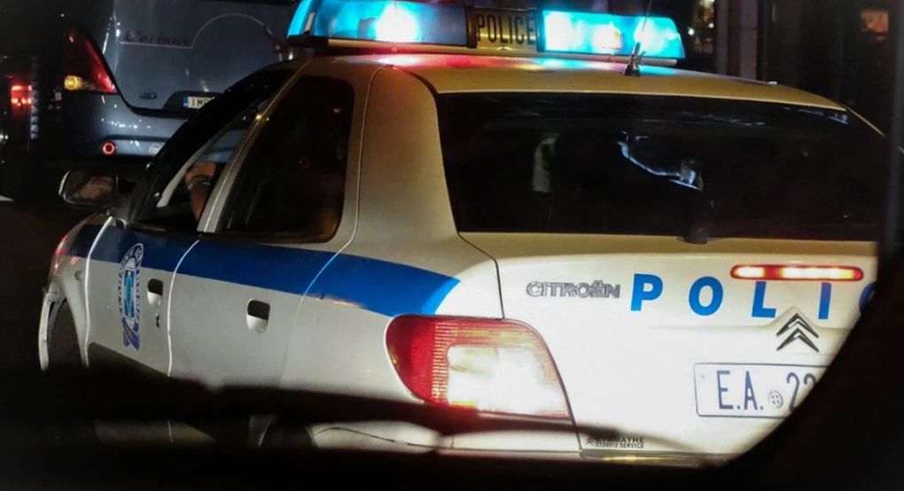 Θεσσαλονίκη: Στο νοσοκομείο δύο διαρρήκτες που πήδηξαν από μπαλκόνι για να ξεφύγουν Θεσσαλονίκη: Στο νοσοκομείο δύο διαρρήκτες που πήδηξαν από μπαλκόνι για να ξεφύγουν