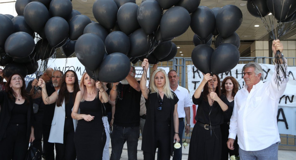Μάτι-Συγγενείς θυμάτων: Στάχτη στα μάτια η απόφαση, οι ένοχοι είναι περισσότεροι -Δεν σταματάμε τον αγώνα Μάτι-Συγγενείς θυμάτων: Στάχτη στα μάτια η απόφαση, οι ένοχοι είναι περισσότεροι -Δεν σταματάμε τον αγώνα