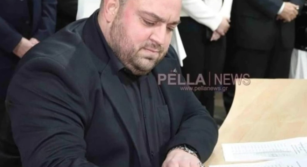 Δήμος Σκύδρας: την παραίτηση του υπέβαλλε ο Κώστας Μποζίδης Δήμος Σκύδρας: την παραίτηση του υπέβαλλε ο Κώστας Μποζίδης