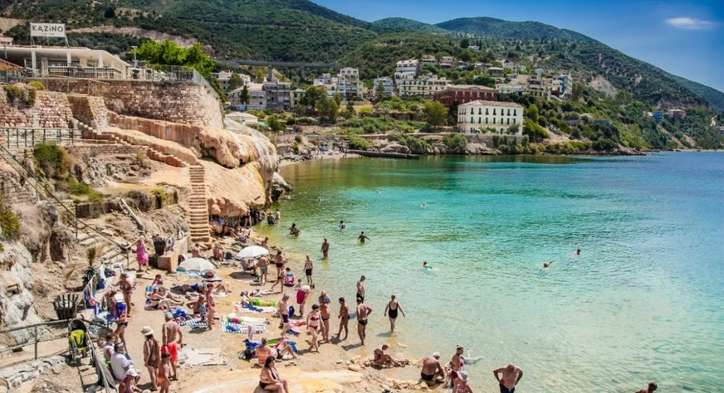 Καιρός: Τελειώνει η αστάθεια από την Κυριακή και έρχονται...38άρια - Διαφωνία μετεωρολόγων για τον αφρικανικό αντικυκλώνα Καιρός: Τελειώνει η αστάθεια από την Κυριακή και έρχονται...38άρια - Διαφωνία μετεωρολόγων για τον αφρικανικό αντικυκλώνα