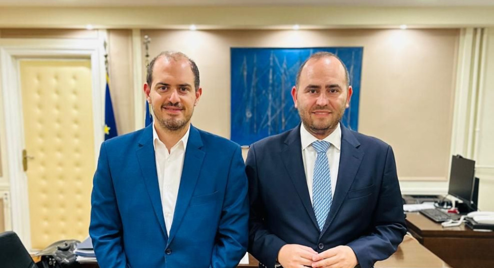 Συνάντηση Λάκη Βασιλειάδη με Υφυπουργό Οικονομικών: «Να εξεταστούν όλα τα περιθώρια για περαιτέρω ελαφρύνσεις» Συνάντηση Λάκη Βασιλειάδη με Υφυπουργό Οικονομικών: «Να εξεταστούν όλα τα περιθώρια για περαιτέρω ελαφρύνσεις»