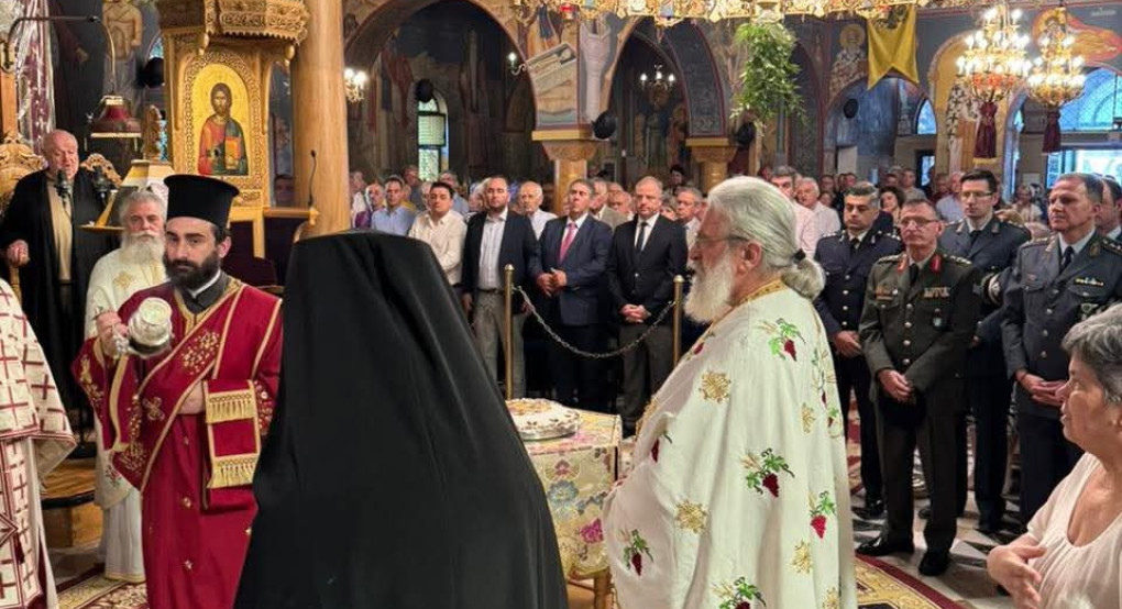 Με λαμπρότητα η Αρχιερατική Θεία Λειτουργία των Αγίων Πάντων στην Έδεσσα – Παρών ο Υφυπουργός Διονύσης Σταμενίτης