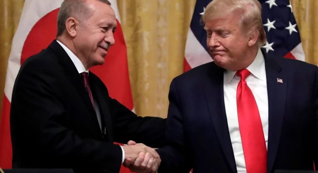 Τετ α τετ Τραμπ-Ερντογάν στη Χάγη: Στο τραπέζι τα deals των 100 δισ. δολαρίων Τετ α τετ Τραμπ-Ερντογάν στη Χάγη: Στο τραπέζι τα deals των 100 δισ. δολαρίων