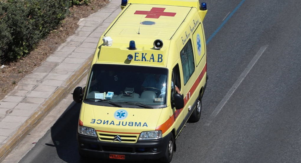 Θανατηφόρο τροχαίο στην εθνική οδό Αθηνών-Κορίνθου -Νεκρή 52χρονη μοτοσικλετίστρια Θανατηφόρο τροχαίο στην εθνική οδό Αθηνών-Κορίνθου -Νεκρή 52χρονη μοτοσικλετίστρια