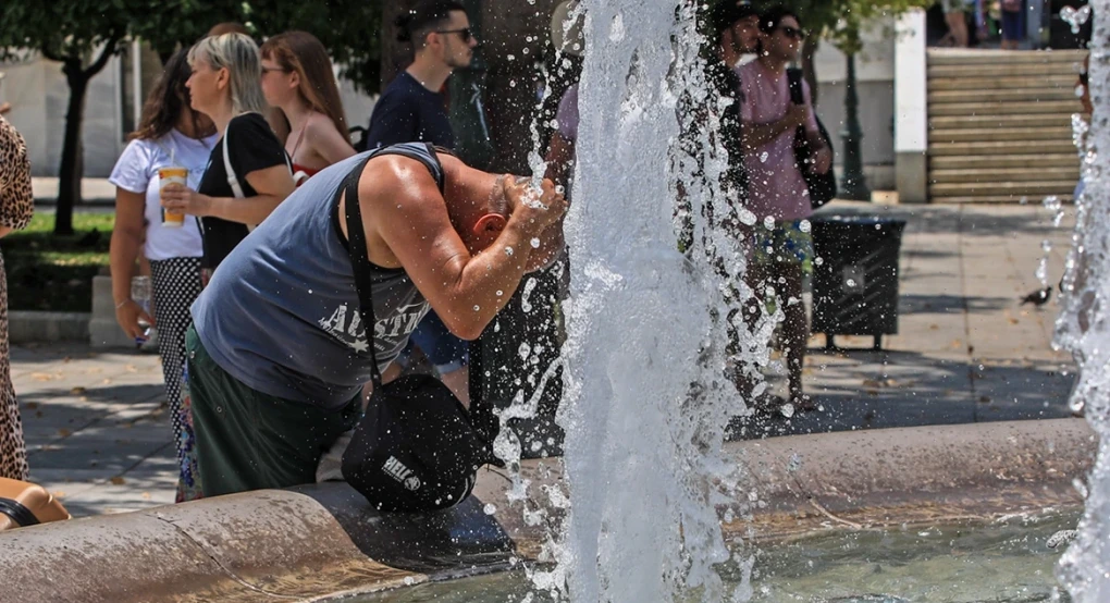 Καιρός: Στους 40 βαθμούς σήμερα ο υδράργυρος - Το φαινόμενο της αστικής θερμικής νησίδας Καιρός: Στους 40 βαθμούς σήμερα ο υδράργυρος - Το φαινόμενο της αστικής θερμικής νησίδας