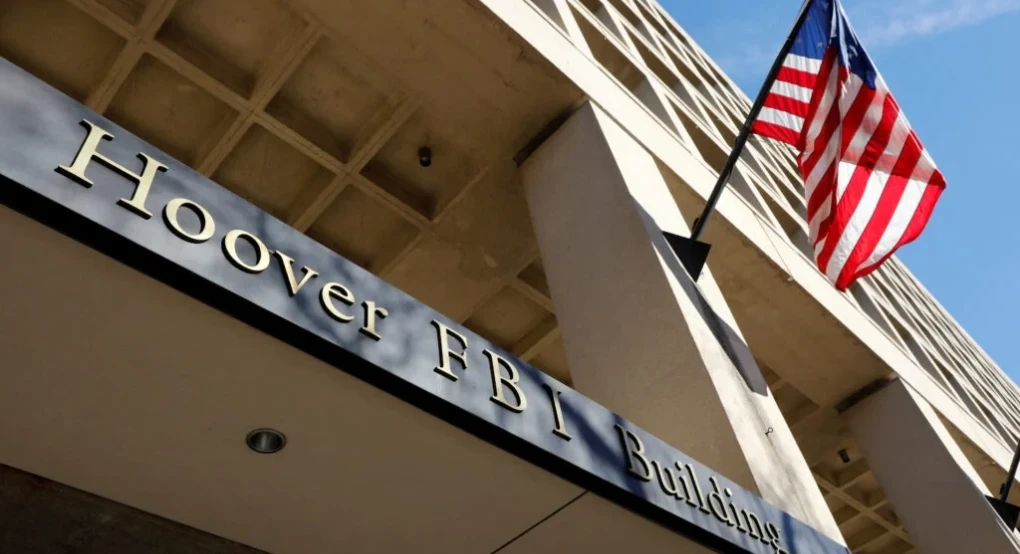FBI: Επείγουσα προειδοποίηση σε χρήστες iphone και Android - Σβήστε άμεσα αυτά τα μηνύματα FBI: Επείγουσα προειδοποίηση σε χρήστες iphone και Android - Σβήστε άμεσα αυτά τα μηνύματα