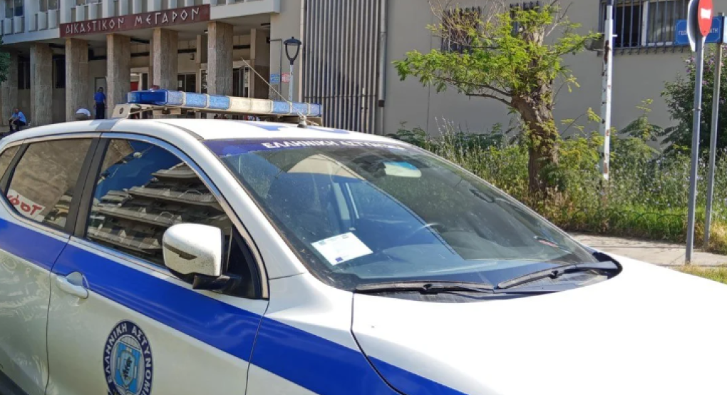 Αγρίνιο: Προφυλακιστέα η 58χρονη για τα παράνομα αναπηρικά επιδόματα – Ελεύθεροι με όρους οι άλλοι 6 κατηγορούμενοι Αγρίνιο: Προφυλακιστέα η 58χρονη για τα παράνομα αναπηρικά επιδόματα – Ελεύθεροι με όρους οι άλλοι 6 κατηγορούμενοι