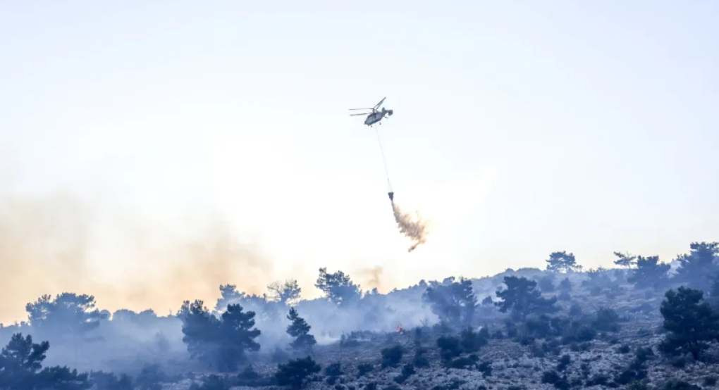 Σε ύφεση η πυρκαγιά στη Χίο - Άφησε πίσω της εικόνες καταστροφής [βίντεο]