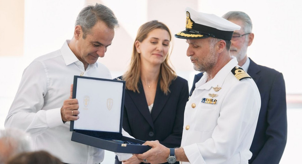 Μητσοτάκης: H κυβέρνηση στηρίζει τις Ένοπλες Δυνάμεις -Τα καταδυτικά ρολόγια στα ΟΥΚ, δωρεά από το Ίδρυμα Λασκαρίδη Μητσοτάκης: H κυβέρνηση στηρίζει τις Ένοπλες Δυνάμεις -Τα καταδυτικά ρολόγια στα ΟΥΚ, δωρεά από το Ίδρυμα Λασκαρίδη