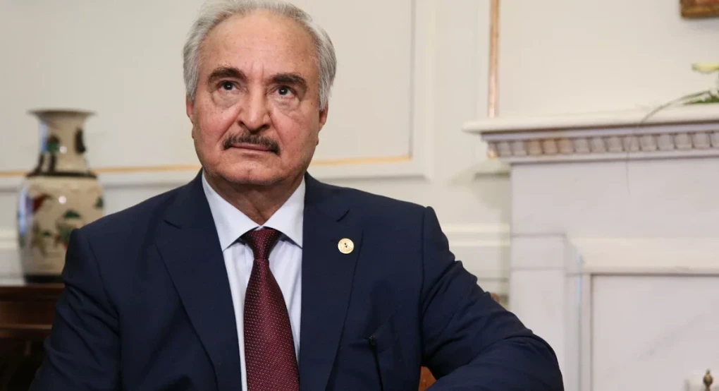 Τι κρύβεται πίσω από τη στάση του Χαφτάρ -Γιατί έδιωξε τους Ευρωπαίους αξιωματούχους από τη Βεγγάζη Τι κρύβεται πίσω από τη στάση του Χαφτάρ -Γιατί έδιωξε τους Ευρωπαίους αξιωματούχους από τη Βεγγάζη