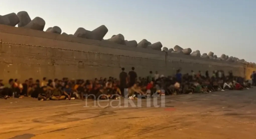 «Ασφυξία» στην Κρήτη από τις καραβιές των παράνομων μεταναστών από τη Λιβύη «Ασφυξία» στην Κρήτη από τις καραβιές των παράνομων μεταναστών από τη Λιβύη
