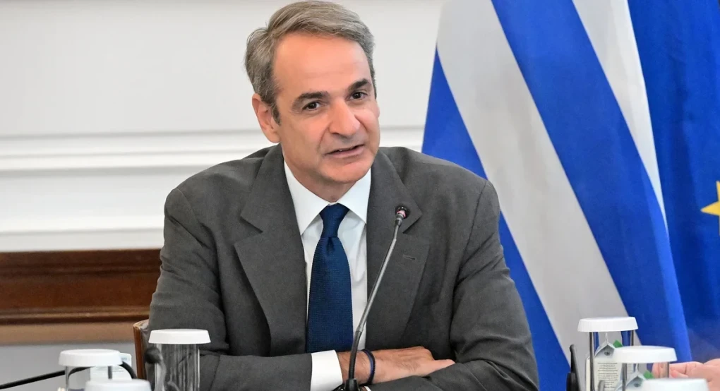 Μητσοτάκης για τα 6 χρόνια διακυβέρνησης: Τα μαλλιά γκρίζαραν, αλλά είμαι πιο έμπειρος και αποφασισμένος να τιμήσω την εμπιστοσύνη σας Μητσοτάκης για τα 6 χρόνια διακυβέρνησης: Τα μαλλιά γκρίζαραν, αλλά είμαι πιο έμπειρος και αποφασισμένος να τιμήσω την εμπιστοσύνη σας