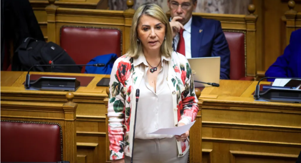 Αναβλήθηκε η δίκη για την υπόθεση εκβιασμού της Ζ. Μακρή Αναβλήθηκε η δίκη για την υπόθεση εκβιασμού της Ζ. Μακρή