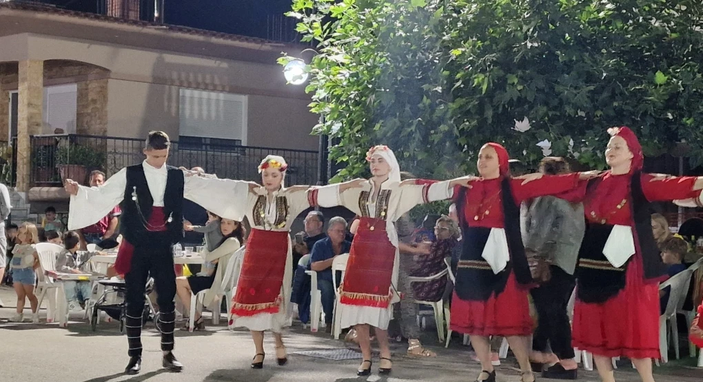 Περίκλεια Αλμωπίας: Κλειστός ο δρόμος λογο πανηγυριού Περίκλεια Αλμωπίας: Κλειστός ο δρόμος λογο πανηγυριού