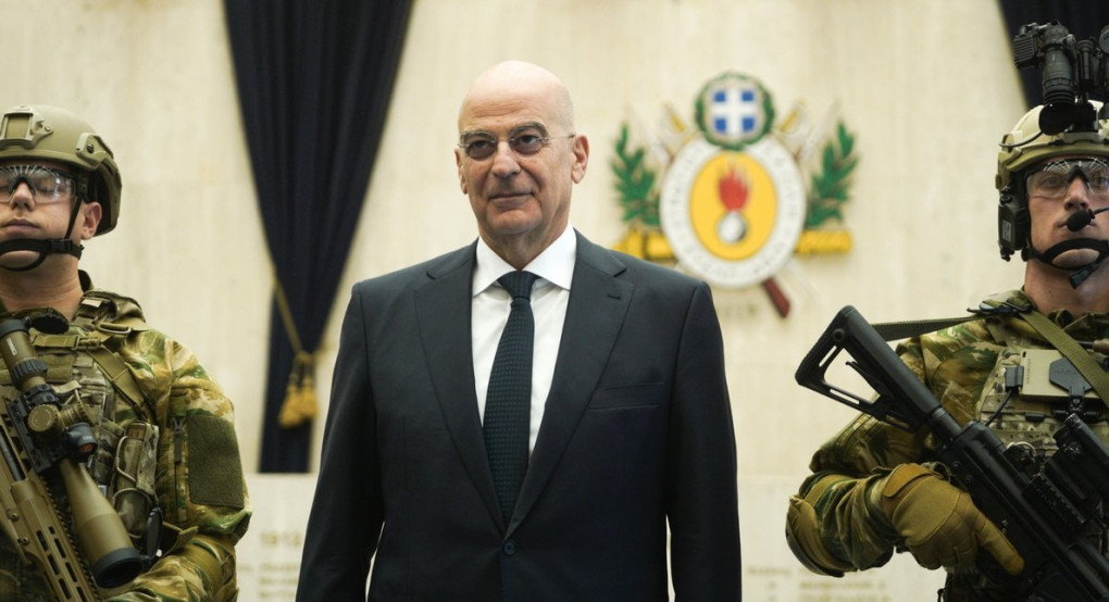 Δένδιας: Ριζικές αλλαγές στο Στρατό -Έως 100 € το μήνα στους στρατεύσιμους