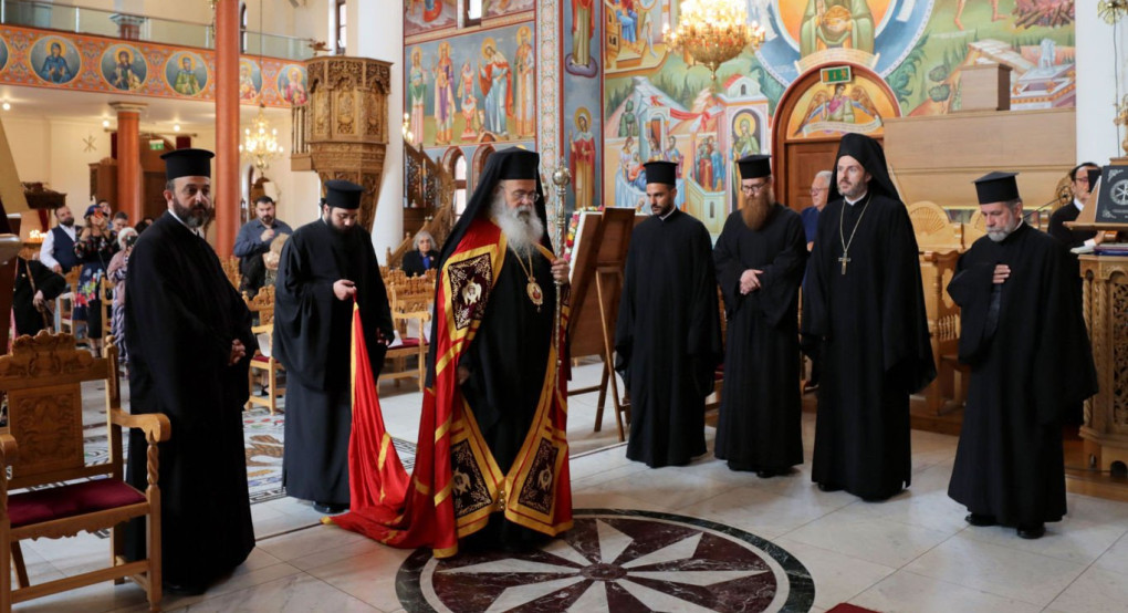Επίσκεψη του Αρχιεπισκόπου Κύπρου στην Κοινότητα Αγίων Παντελεήμονος και Παρασκευής Λονδίνου Επίσκεψη του Αρχιεπισκόπου Κύπρου στην Κοινότητα Αγίων Παντελεήμονος και Παρασκευής Λονδίνου