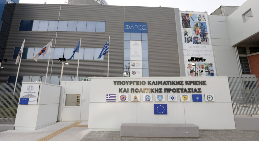 Γιώργος Καρασμάνης: 3 πυροσβεστικά αυτοκίνητα στην Πέλλα!
