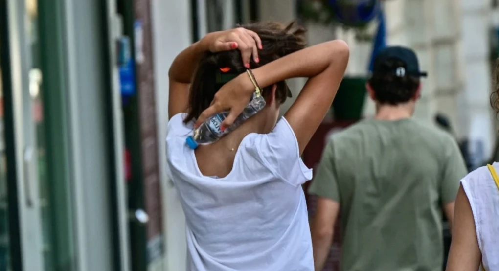 Καύσωνας: Επιμένει και δυναμώνει το φαινόμενο - 43άρια την Τετάρτη στα ηπειρωτικά, «καμίνι» η χώρα και τα βράδια Καύσωνας: Επιμένει και δυναμώνει το φαινόμενο - 43άρια την Τετάρτη στα ηπειρωτικά, «καμίνι» η χώρα και τα βράδια