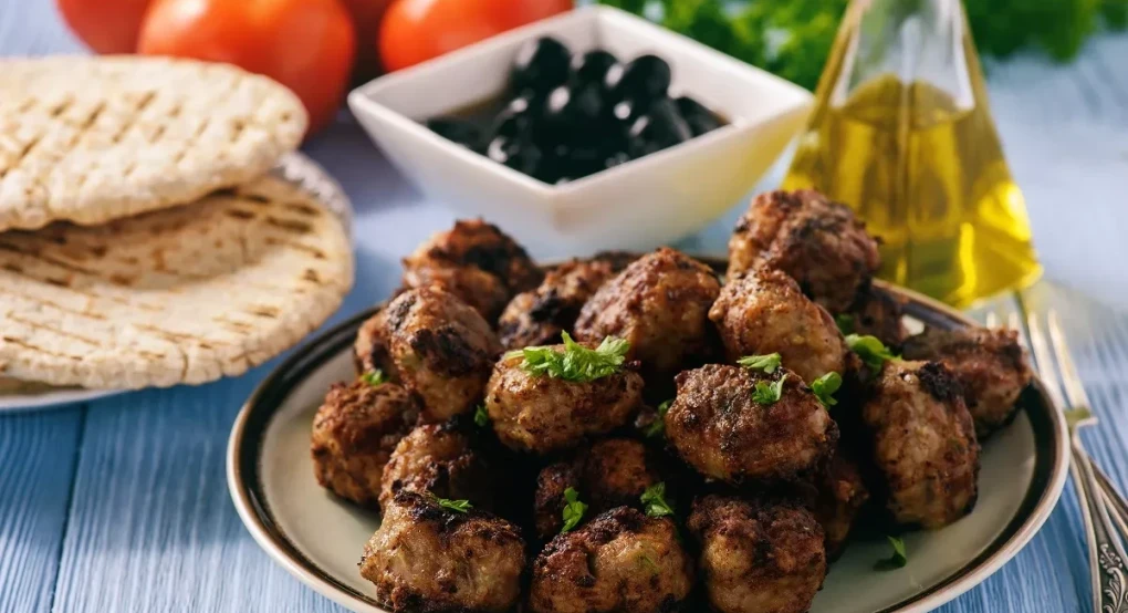Πώς να φτιάξουμε τους τέλειους αφράτους και τραγανούς κεφτέδες Πώς να φτιάξουμε τους τέλειους αφράτους και τραγανούς κεφτέδες
