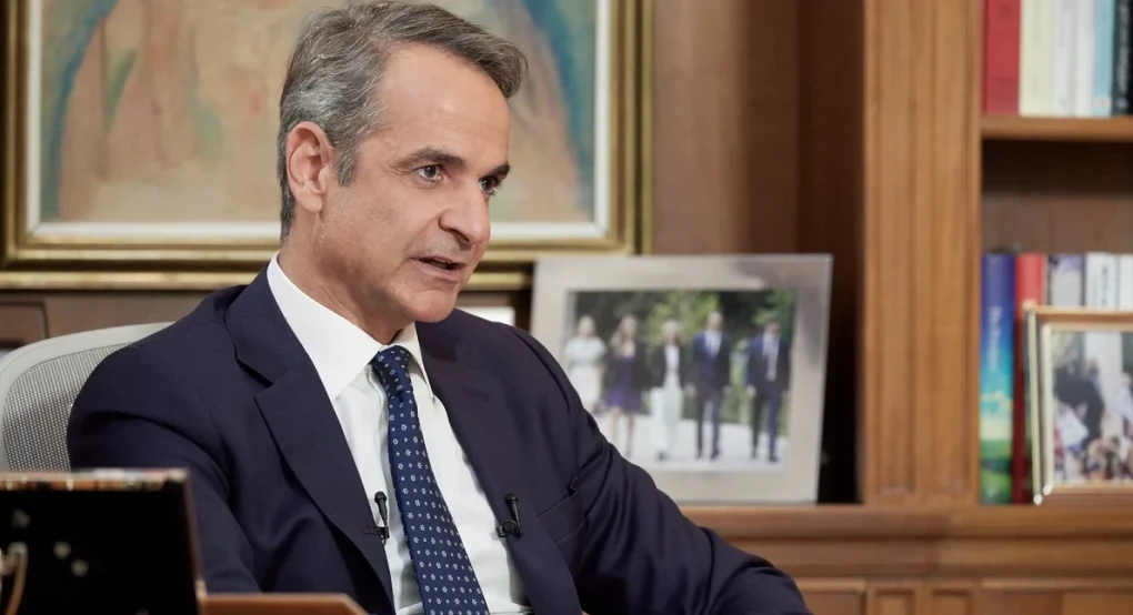 Οι αιχμές Μητσοτάκη για Καραμανλή -Τι είπε για ελληνοτουρκικά, ΟΠΕΚΕΠΕ και εκλογικό νόμο