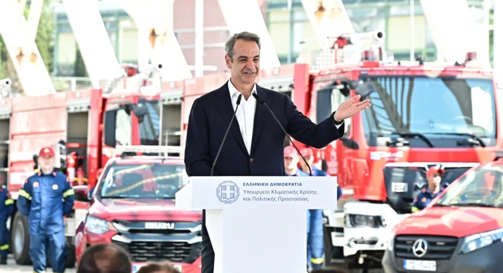Παραδόθηκαν 164 νέα οχήματα στην Πυροσβεστική - Μητσοτάκης: Καθημερινά η πατρίδα προοδεύει και κάνει βήματα μπροστά