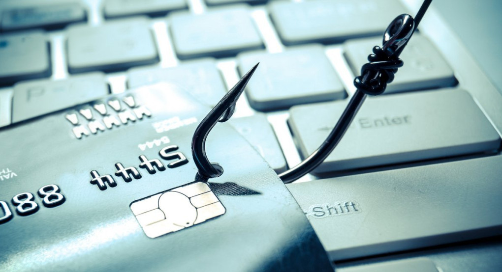 Ρόδος: Απέσπασαν με μέθοδο phishing τους κωδικούς του e-banking της -Πάνω από 1.500 ευρώ έκαναν «φτερά» Ρόδος: Απέσπασαν με μέθοδο phishing τους κωδικούς του e-banking της -Πάνω από 1.500 ευρώ έκαναν «φτερά»