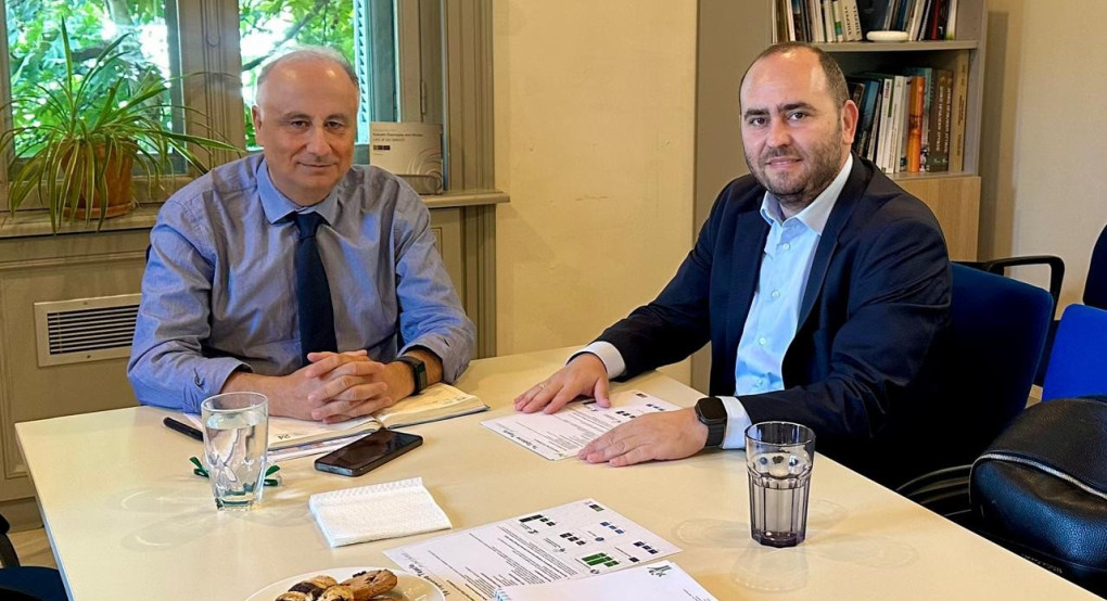 Συνάντηση Λάκη Βασιλειάδη με τον Πρόεδρο του Πράσινου Ταμείου: Ανοίγει η πρόσκληση για χρηματοδότηση στους δήμους της ΠΕ Πέλλας Συνάντηση Λάκη Βασιλειάδη με τον Πρόεδρο του Πράσινου Ταμείου: Ανοίγει η πρόσκληση για χρηματοδότηση στους δήμους της ΠΕ Πέλλας