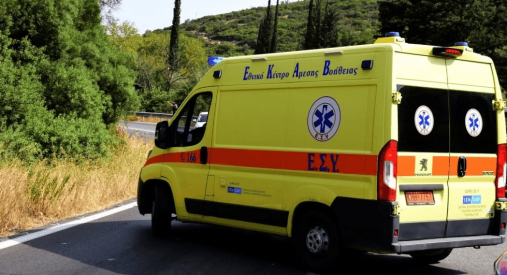 Τραγωδία στην Πέλλα: Σκοτώθηκε από το όχημα της επειδή ξέχασε να βάλει χειρόφρενο Τραγωδία στην Πέλλα: Σκοτώθηκε από το όχημα της επειδή ξέχασε να βάλει χειρόφρενο
