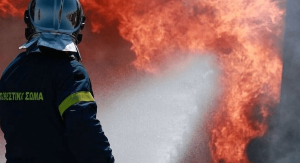 Στις φλόγες το σπίτι του Πέτρου Φιλιππίδη Στις φλόγες το σπίτι του Πέτρου Φιλιππίδη
