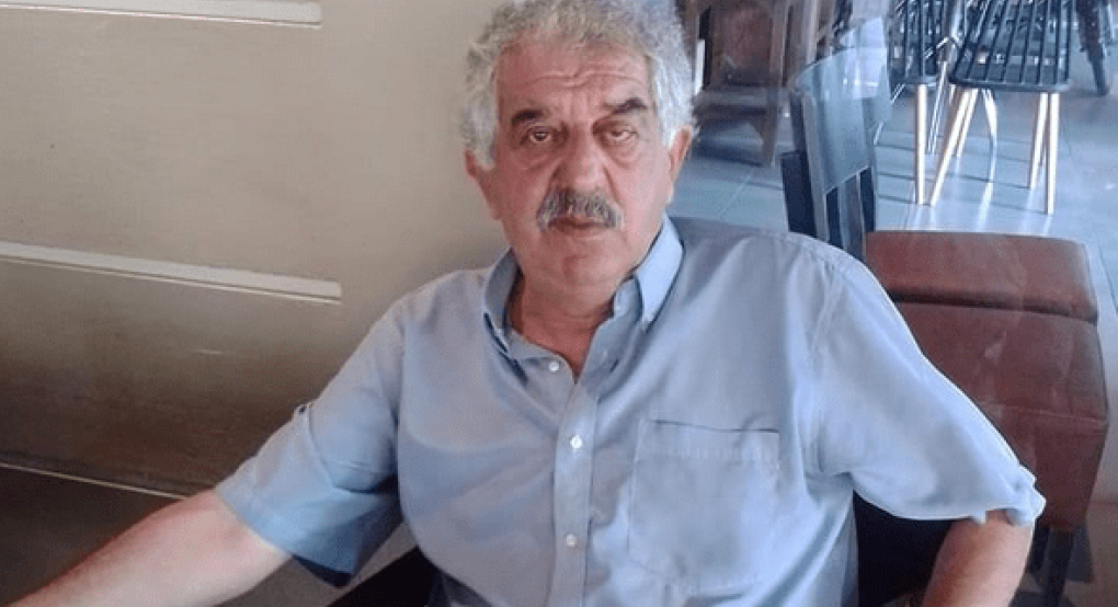 Γιαννιτσά/Χρήστος Καρυπίδης: "Θέλετε να ξηλώσουμε τις ροδακινιές; Να ερημώσετε τη χώρα;" Γιαννιτσά/Χρήστος Καρυπίδης: "Θέλετε να ξηλώσουμε τις ροδακινιές; Να ερημώσετε τη χώρα;"