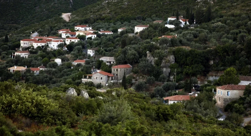 Χιλιάδες καταπατημένα ακίνητα του Δημοσίου στα... αζήτητα παρά τις εκπτώσεις και τις 60 άτοκες δόσεις Χιλιάδες καταπατημένα ακίνητα του Δημοσίου στα... αζήτητα παρά τις εκπτώσεις και τις 60 άτοκες δόσεις