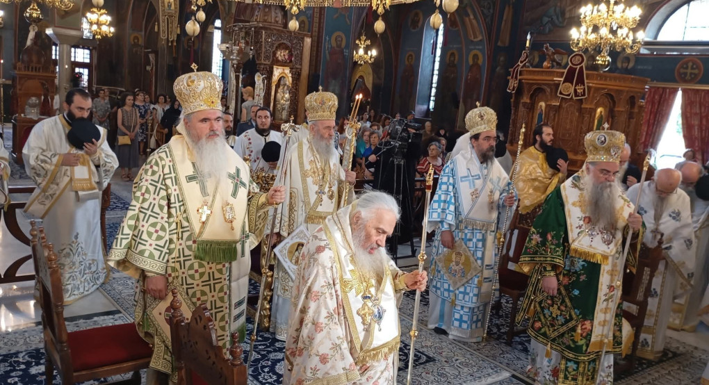 Πολυαρχιερατική Θεία Λειτουργία στον Καθεδρικό Ι. Ναό Αγίας Σκέπης Έδεσσας για τον εορτασμό του Αγίου Καλλινίκου