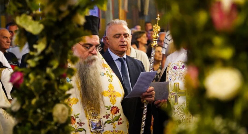 Με κατάνυξη ο Μεθεόρτιος Πολυαρχιερατικός Εσπερινός στον Ι.Μ. Ναό Κοιμήσεως της Θεοτόκου Αλεξανδρείας