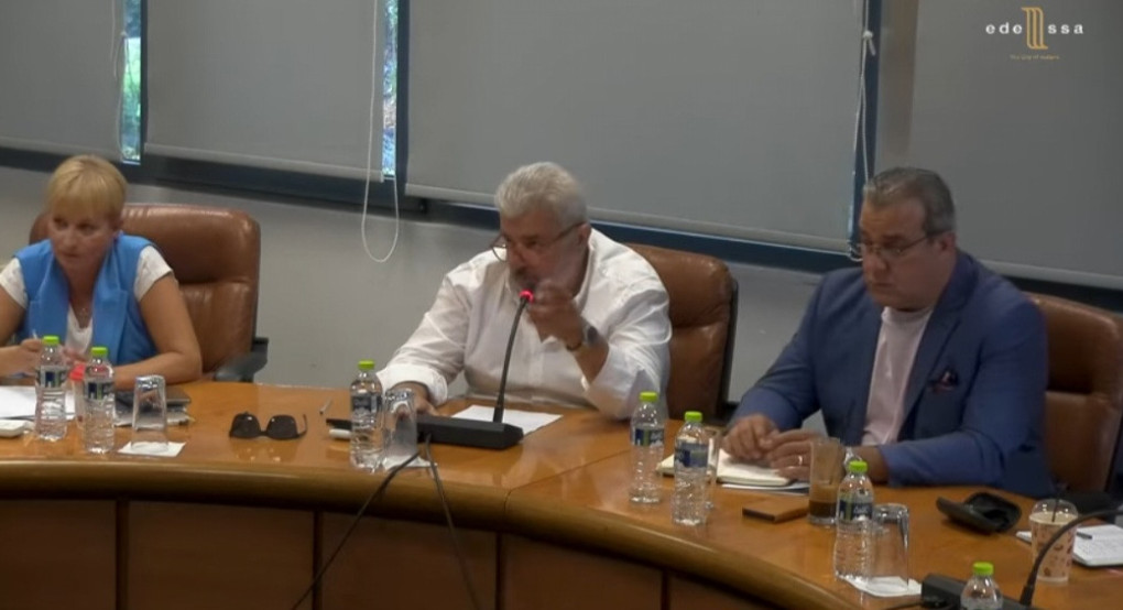 Ανεφάρμοστες προεκλογικές υποσχέσεις και φίμωση του διαλόγου στο Δημοτικό Συμβούλιο Ανεφάρμοστες προεκλογικές υποσχέσεις και φίμωση του διαλόγου στο Δημοτικό Συμβούλιο