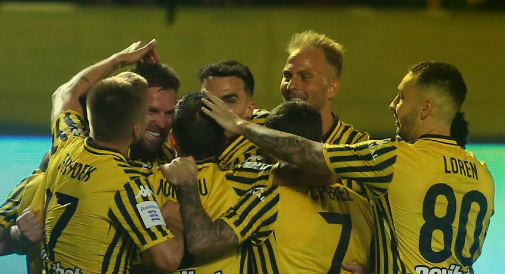 Με το δεξί ο Άρης στην πρεμιέρα της Super League